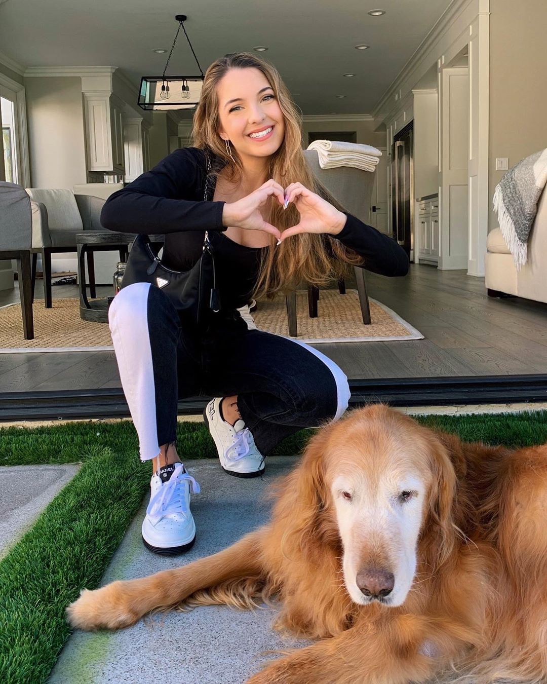 Lexi Rivera divirtiéndose, golden retriever, grupo deportivo: Raza canina,  chicas de instagram,  Instagram de Lexi Rivera  