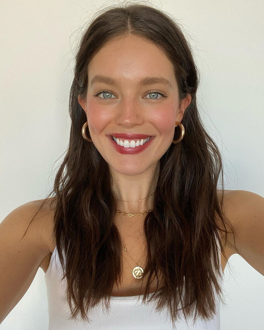 Emily DiDonato Cara linda, labios naturales, chica de pelo largo: Pelo largo,  Chicas Lindas De Instagram  