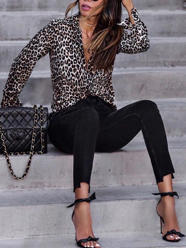 Blusa negra estampado leopardo: Huella animal,  Trajes De Legging  