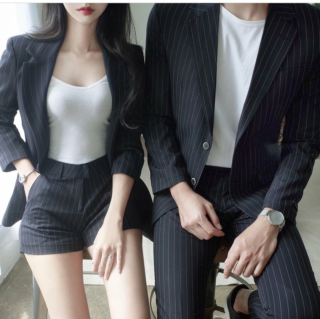Vestir instagram trajes coreanos sociales, idioma coreano, redes sociales, ropa formal: Ropa formal,  Trajes de pareja a juego,  Traje Blanco Y Negro  