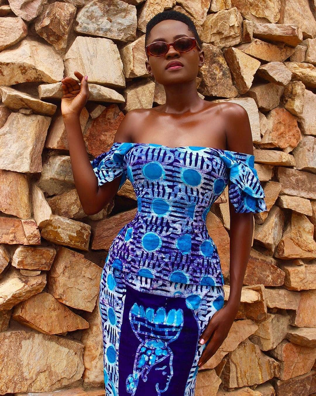 Ideas de ropa más lindas para mujeres: ropa africana,  Atuendos Ankara,  Vestidos Ankara,  Trajes Africanos,  Estilos Asoebi,  Ankara Inspiraciones  