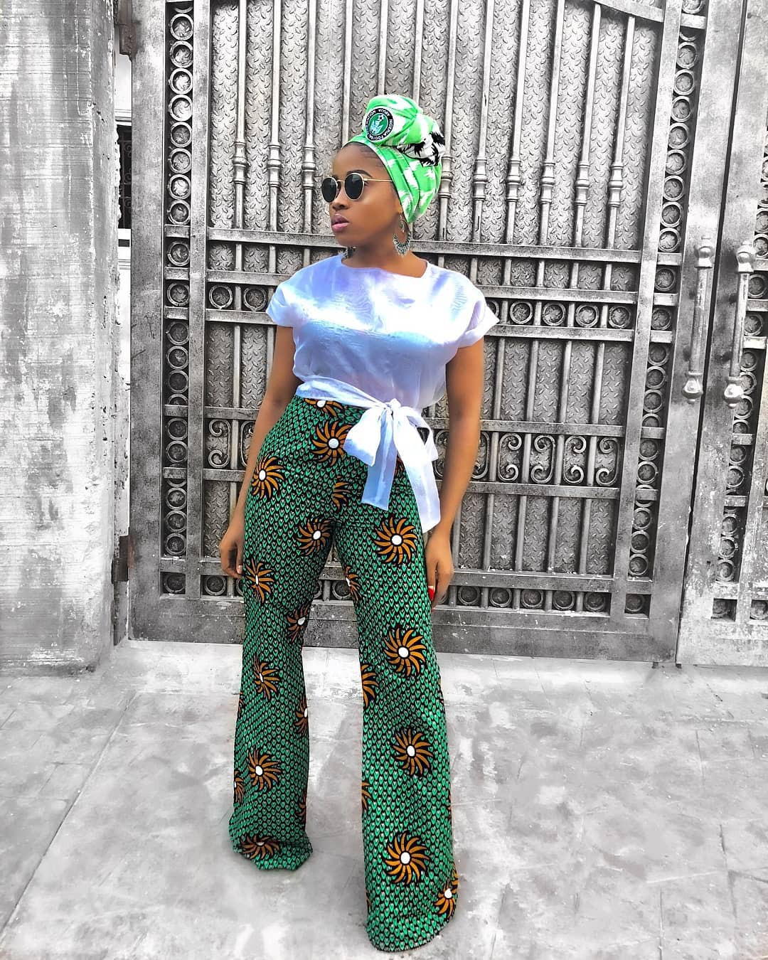 Popular inspiración nigeriana para mujeres: Vestidos Ankara,  ropa africana,  Atuendos Ankara,  vestidos coloridos,  vestidos africanos  