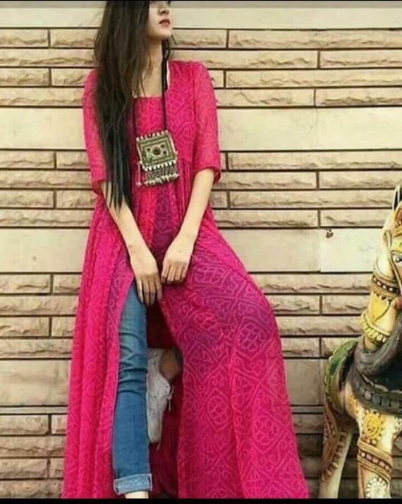 Traje de estilo magenta y granate con vestido de noche, ropa formal, jeans, seda.: Vestido de noche,  bola kurti,  Shalwar kameez,  Traje Magenta Y Granate,  Combinación de jeans y kurti  