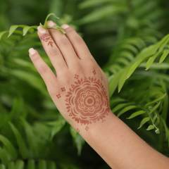 Plantillas de tatuajes de henna como signos del zodiaco: 
