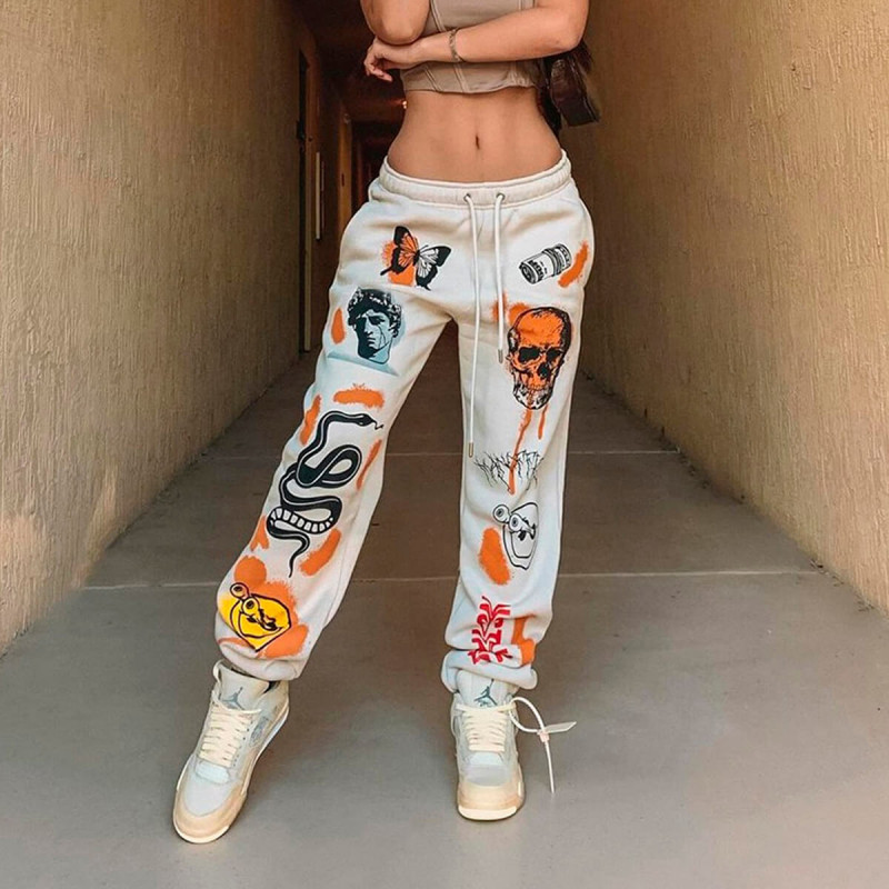 pantalones de chándal con estampado de calle baddie 2k21