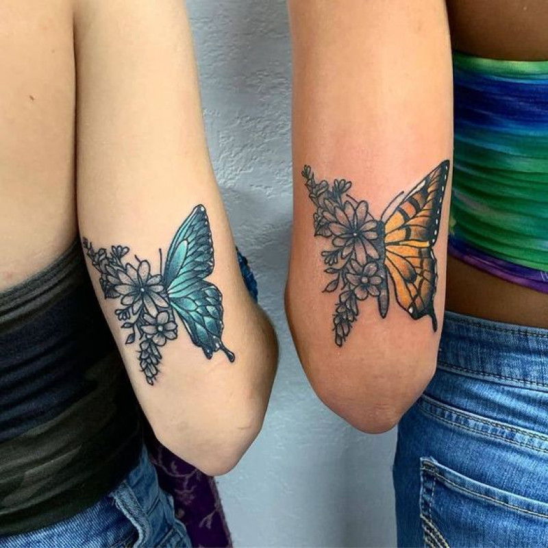 Ideas de tatuajes de mariposas a juego para hermanas: tatuaje de mariposa,  Ideas de tatuajes,  tatuaje de manga  