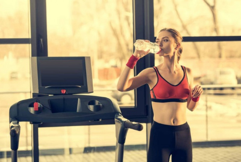 Beneficios de tener ropa de entrenamiento asequible para mujeres