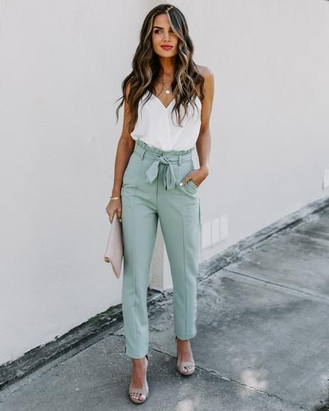 Ideas de ropa formal de primavera con jeans: 