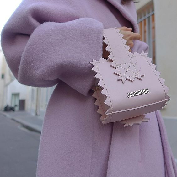 Outfit ideas jacquemus sac gitan jacquemus le chiquito, moda estetica, bandolera, vestidos morados de moda, outfits casual verde menta: 